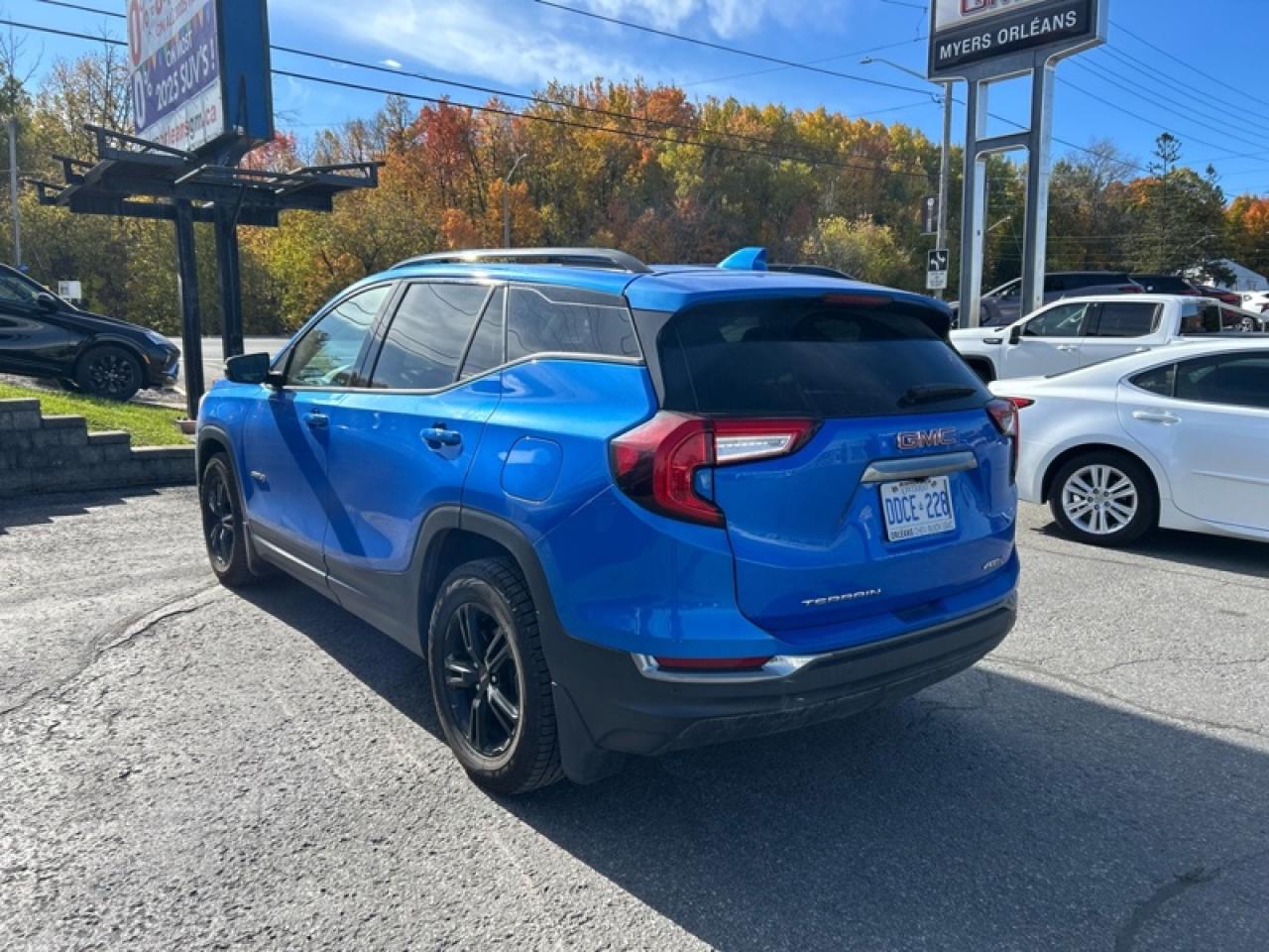 2024 GMC Terrain AT4  -  Leather Seats Photo2