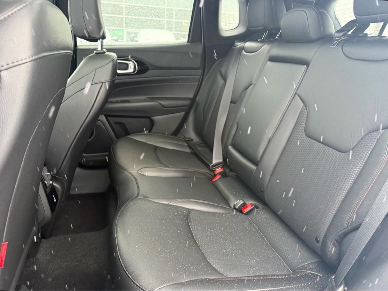 2026 Jeep Compass Trailhawk  - Sunroof -  Navigation - $146.82 /Wk Photo