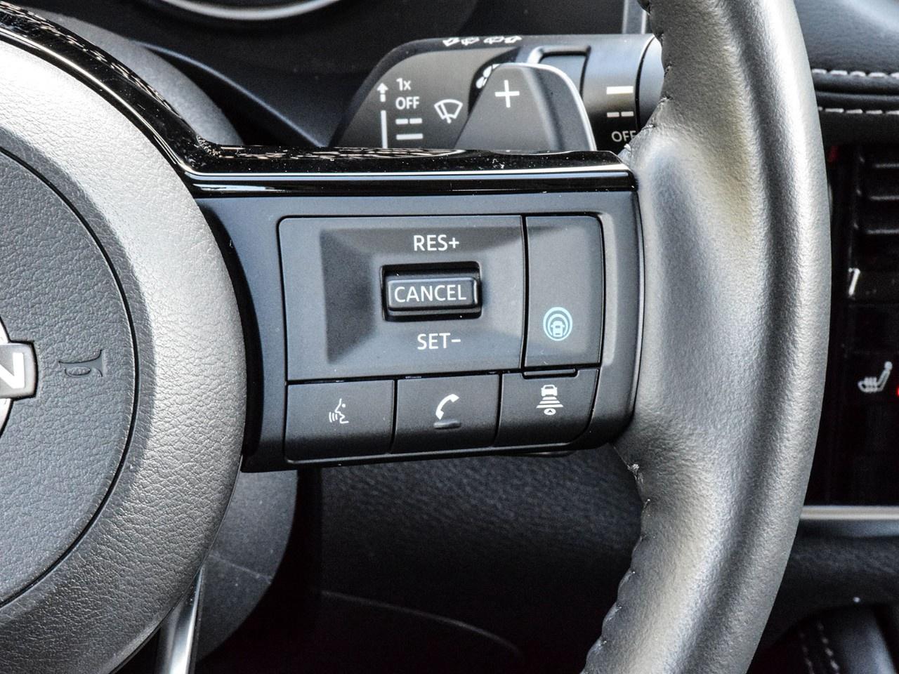 2023 Nissan Rogue AWD SL Photo