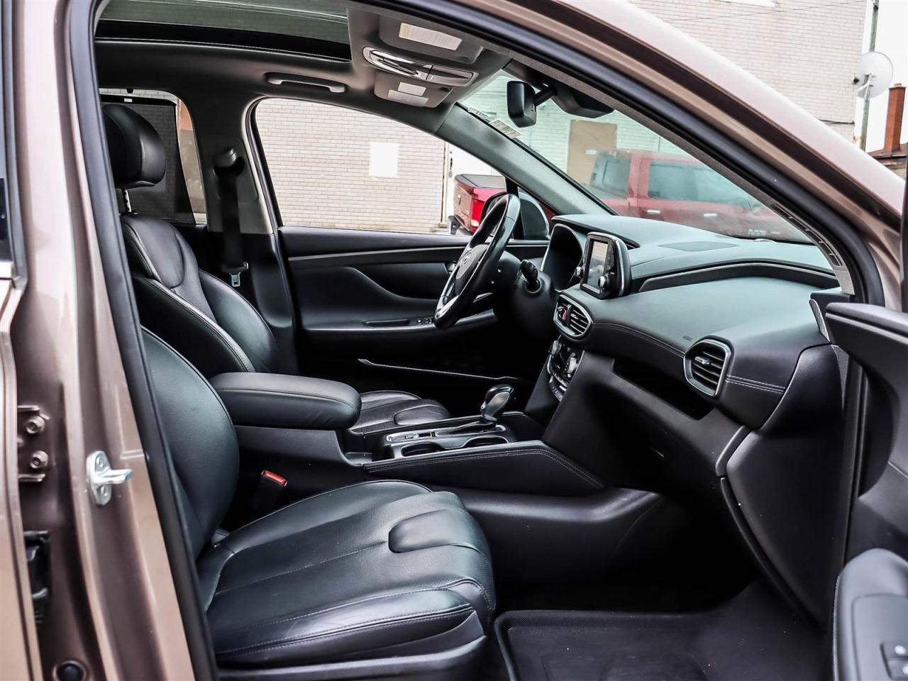 2020 Hyundai Santa Fe Preferred 2.0 w/Sun & Leather Package Photo