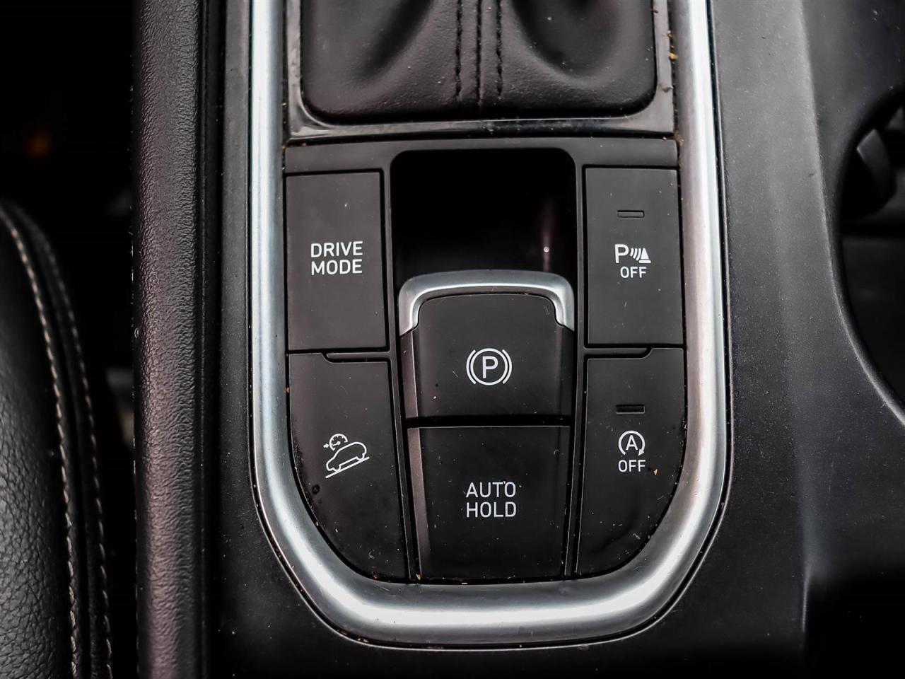 2020 Hyundai Santa Fe Preferred 2.0 w/Sun & Leather Package Photo