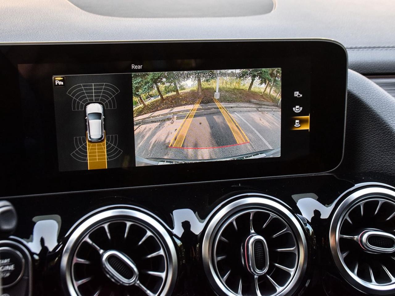 2021 Mercedes-Benz GLA45 AMG |GLA45AMG|NAV|PANOROOF|NIGHT|PREMIUM|AMGDRIVER| Photo