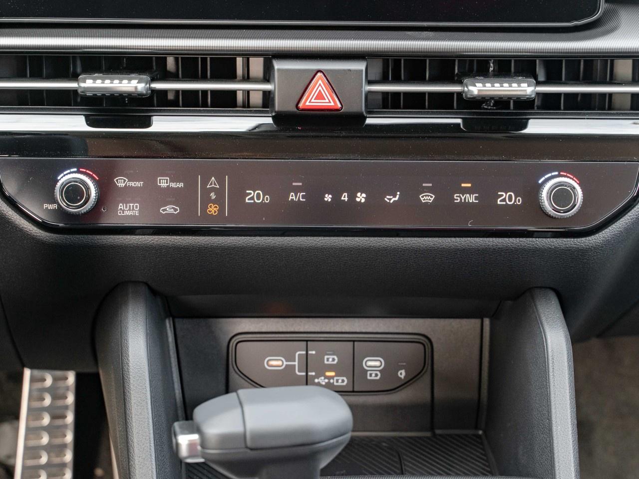 2026 Kia Sportage EX Premium AWD w/Black Interior Photo