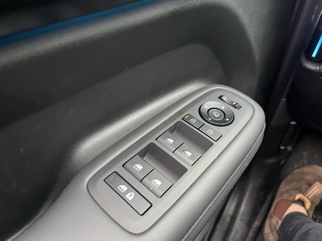 2026 Hyundai Santa Fe Hybrid Calligraphy AWD Photo