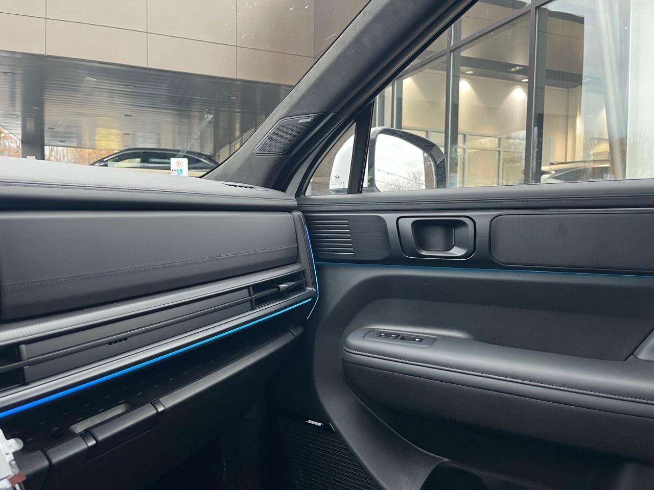 2026 Hyundai Santa Fe Hybrid Calligraphy AWD Photo