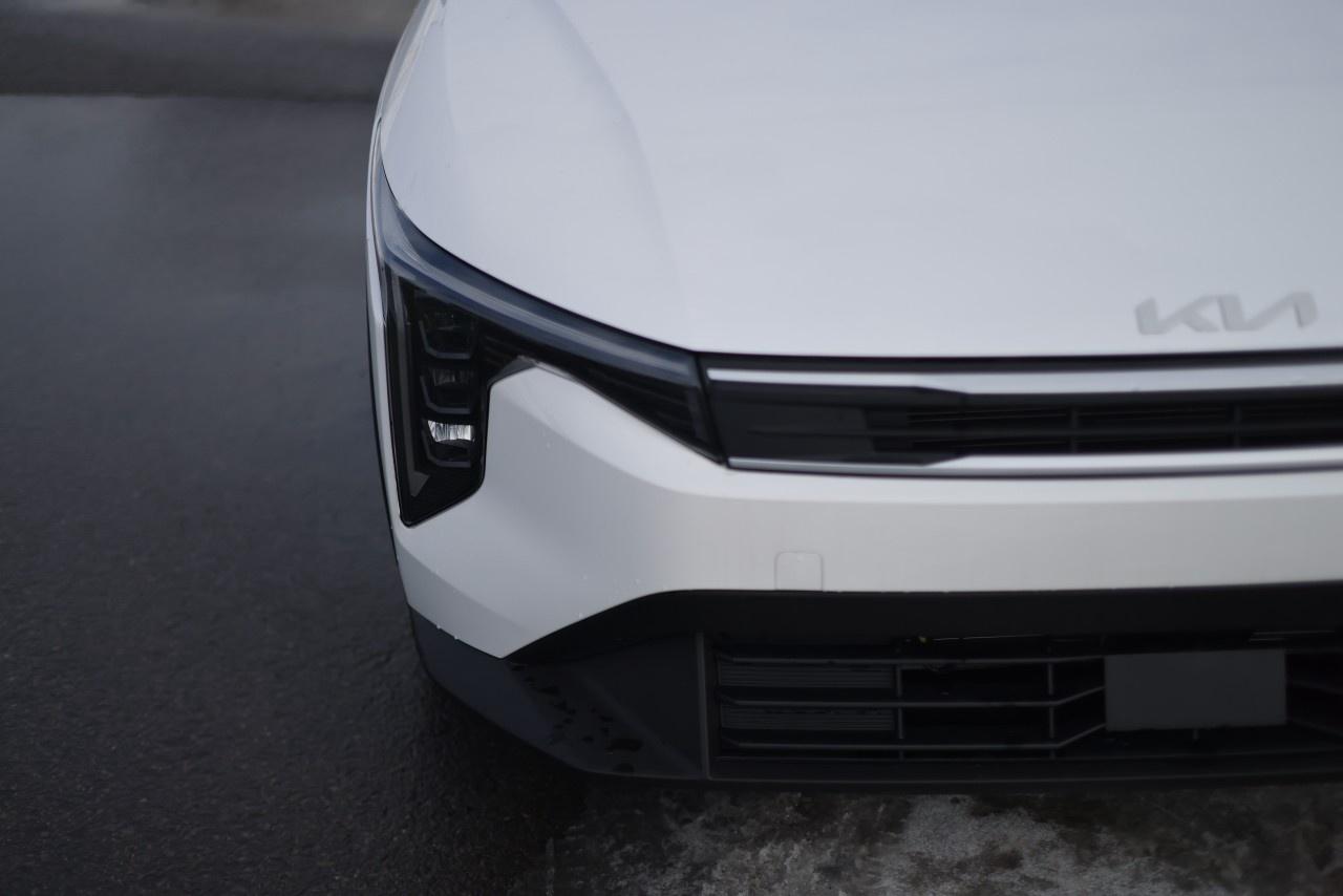 2025 Kia K4 EX FWD Photo