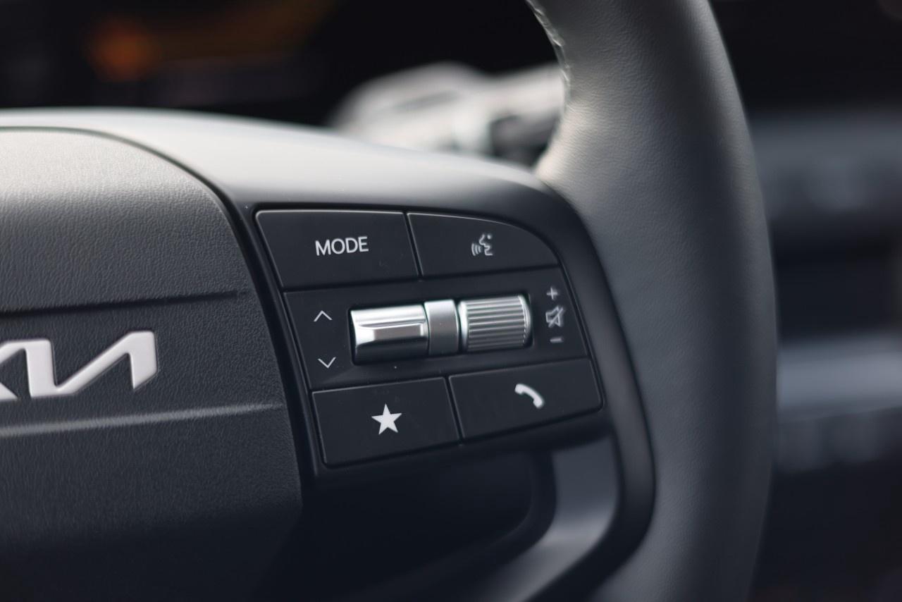 2025 Kia K4 EX FWD Photo