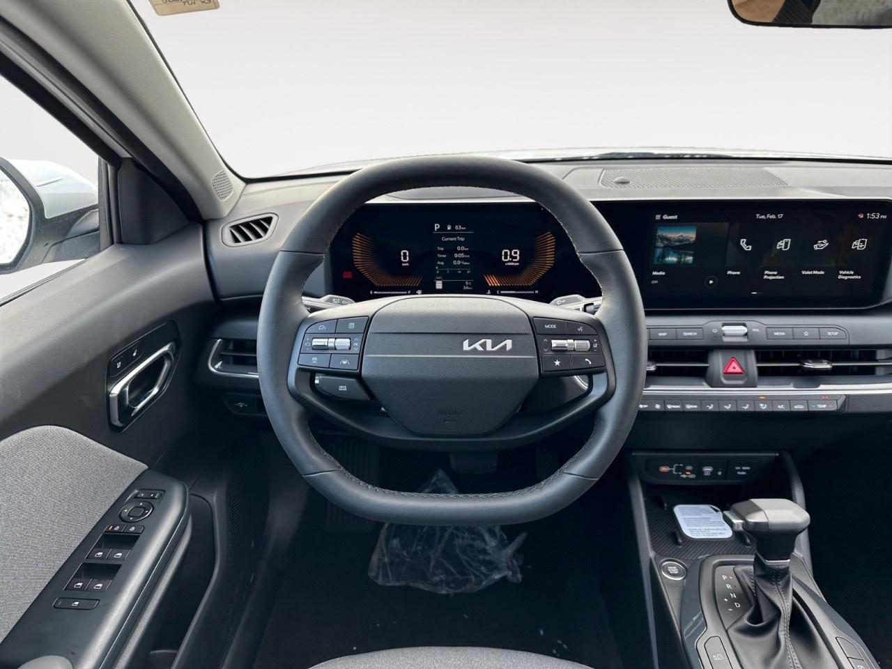 2025 Kia K4 EX FWD Photo