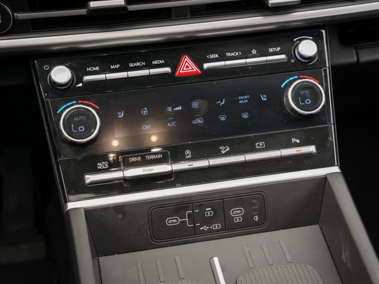 2024 Hyundai Santa Fe XRT  - Sunroof -  Heated Seats Photo