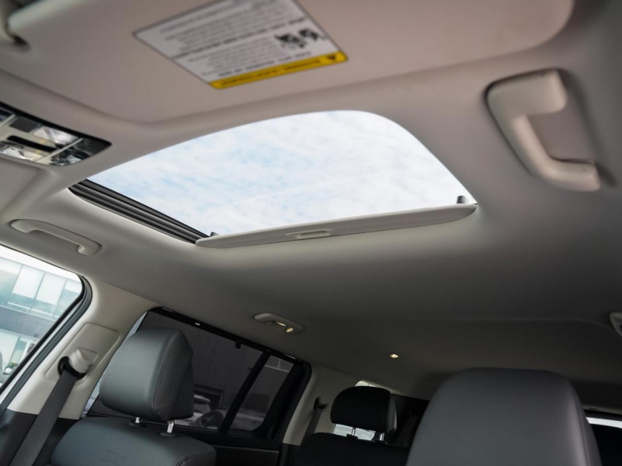 2024 Hyundai Santa Fe XRT  - Sunroof -  Heated Seats Photo