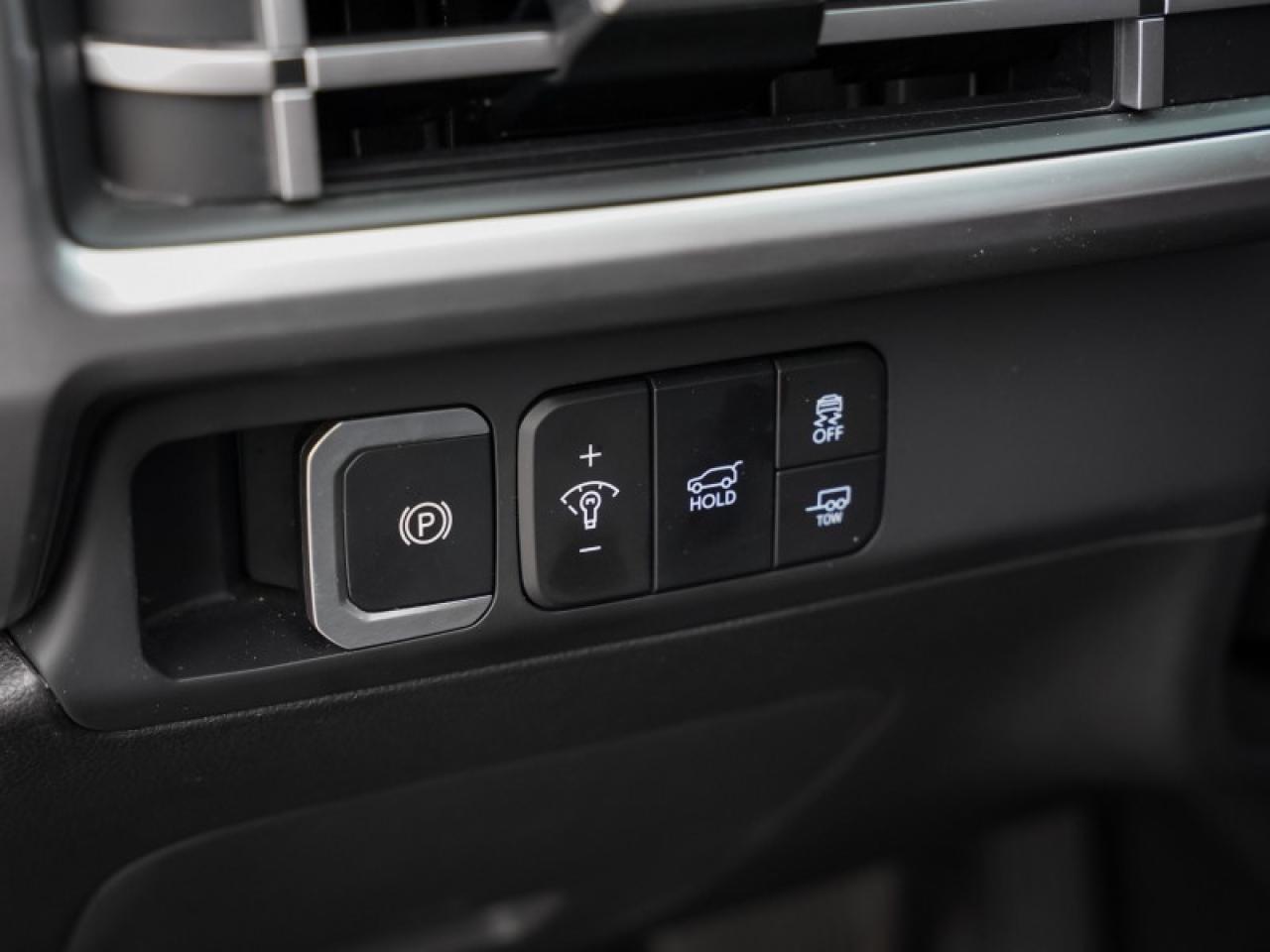 2024 Hyundai Santa Fe XRT  - Sunroof -  Heated Seats Photo