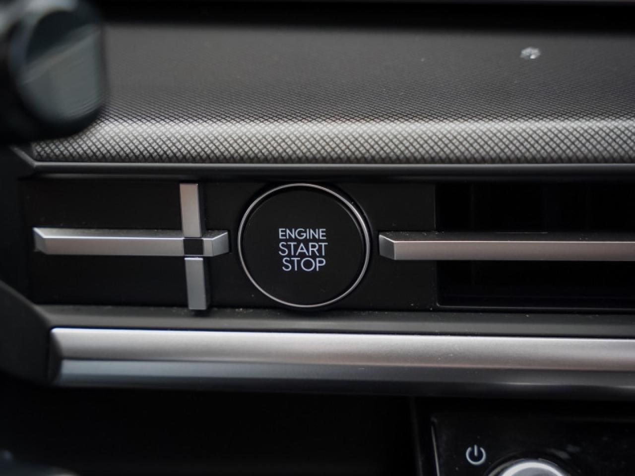 2024 Hyundai Santa Fe XRT  - Sunroof -  Heated Seats Photo