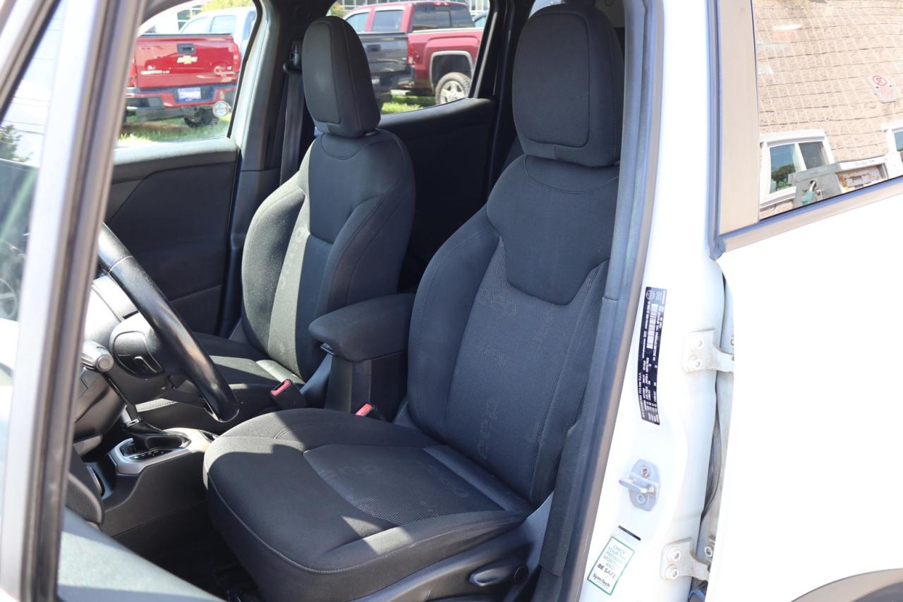 2015 Jeep Renegade NORTH 4WD CERTIFIED *JEEP MAINTAIN* CAMERA BLUETOOTH HEATED CRUISE ALLOYS - Photo #14