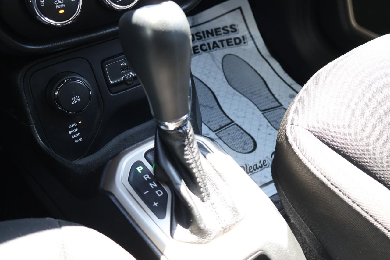 2015 Jeep Renegade NORTH 4WD CERTIFIED *JEEP MAINTAIN* CAMERA BLUETOOTH HEATED CRUISE ALLOYS - Photo #20