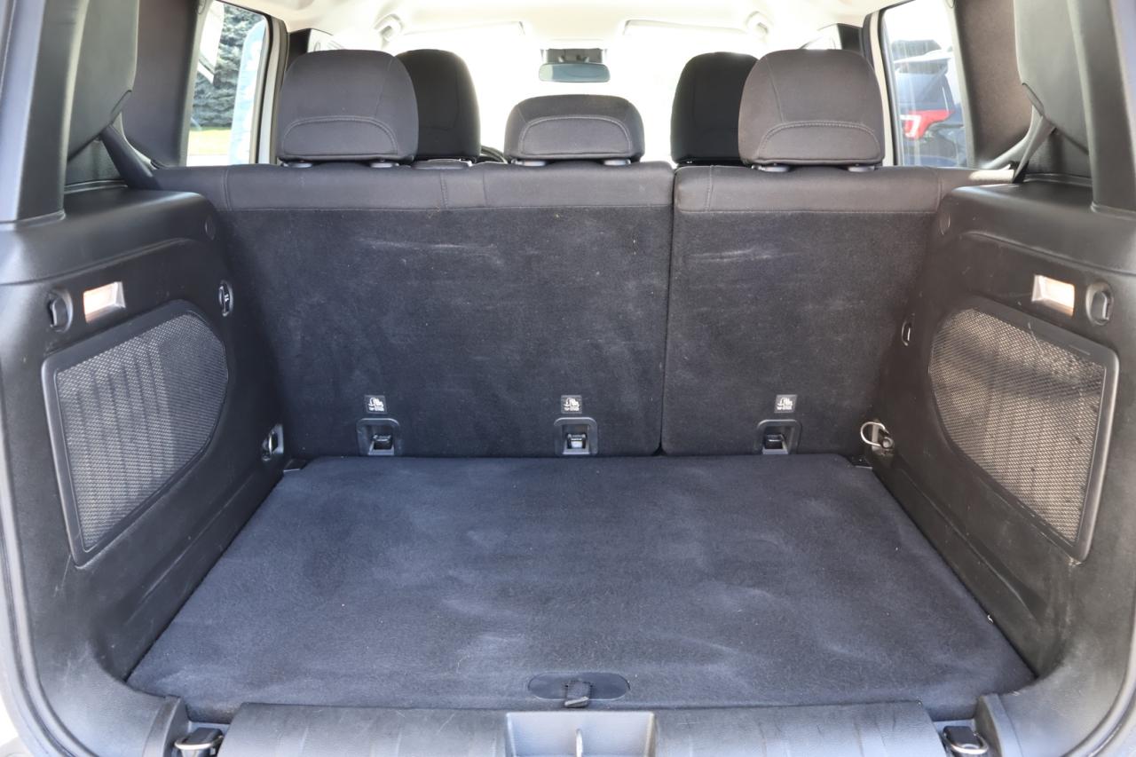 2015 Jeep Renegade NORTH 4WD CERTIFIED *JEEP MAINTAIN* CAMERA BLUETOOTH HEATED CRUISE ALLOYS - Photo #34
