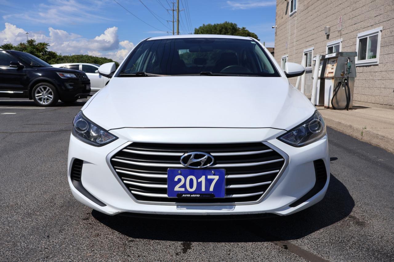 2017 Hyundai Elantra SE CERTIFIED BLUETOOTH HEATED SEATS CRUISE - Photo #2