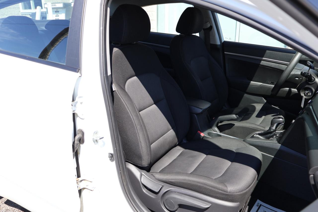 2017 Hyundai Elantra SE CERTIFIED BLUETOOTH HEATED SEATS CRUISE - Photo #18