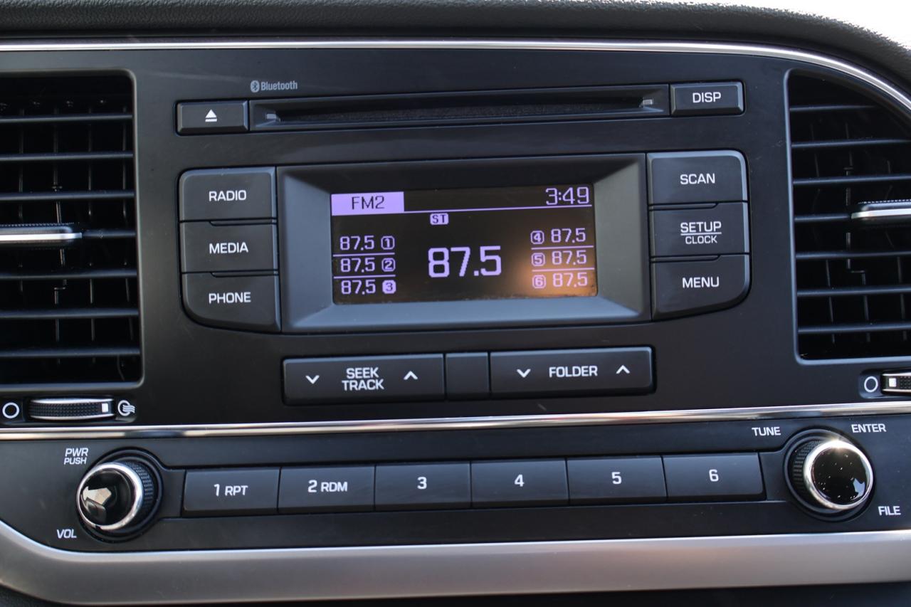 2017 Hyundai Elantra SE CERTIFIED BLUETOOTH HEATED SEATS CRUISE - Photo #22
