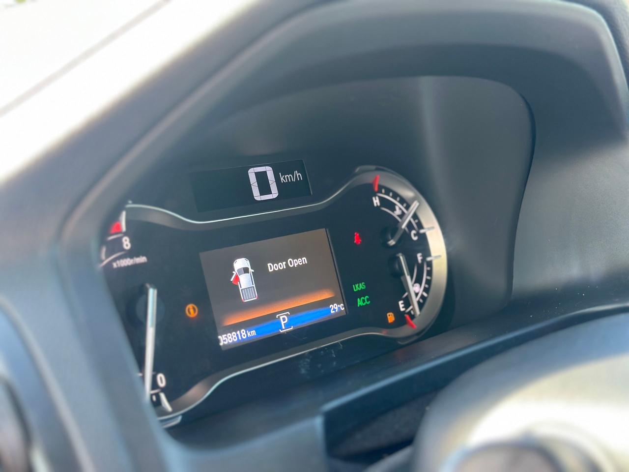 2022 Honda Ridgeline Black Edition - Photo #10