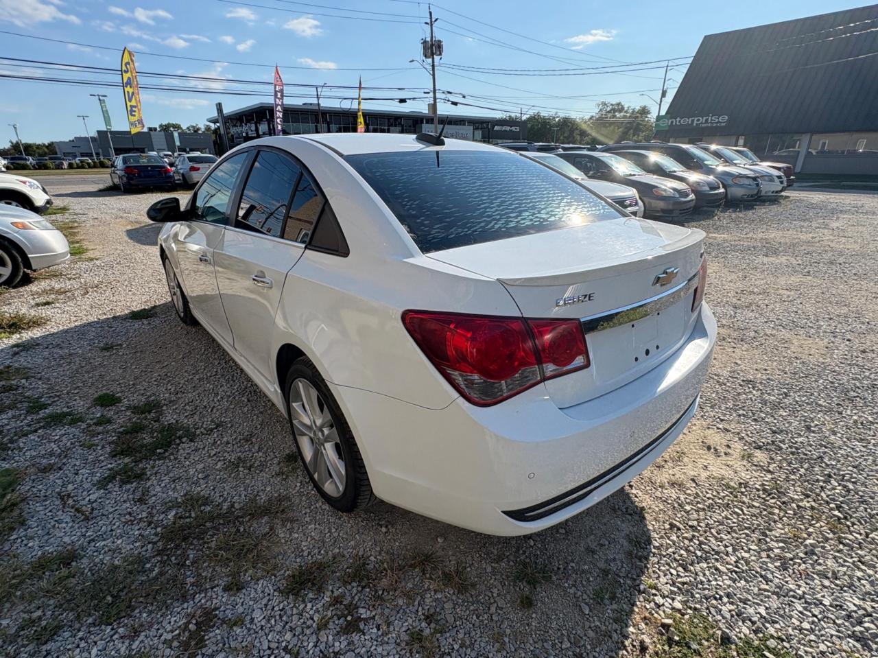 2016 Chevrolet Cruze Limited 4dr Sdn LTZ Photo3