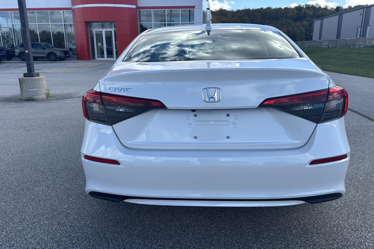 2022 Honda Civic LX Photo3