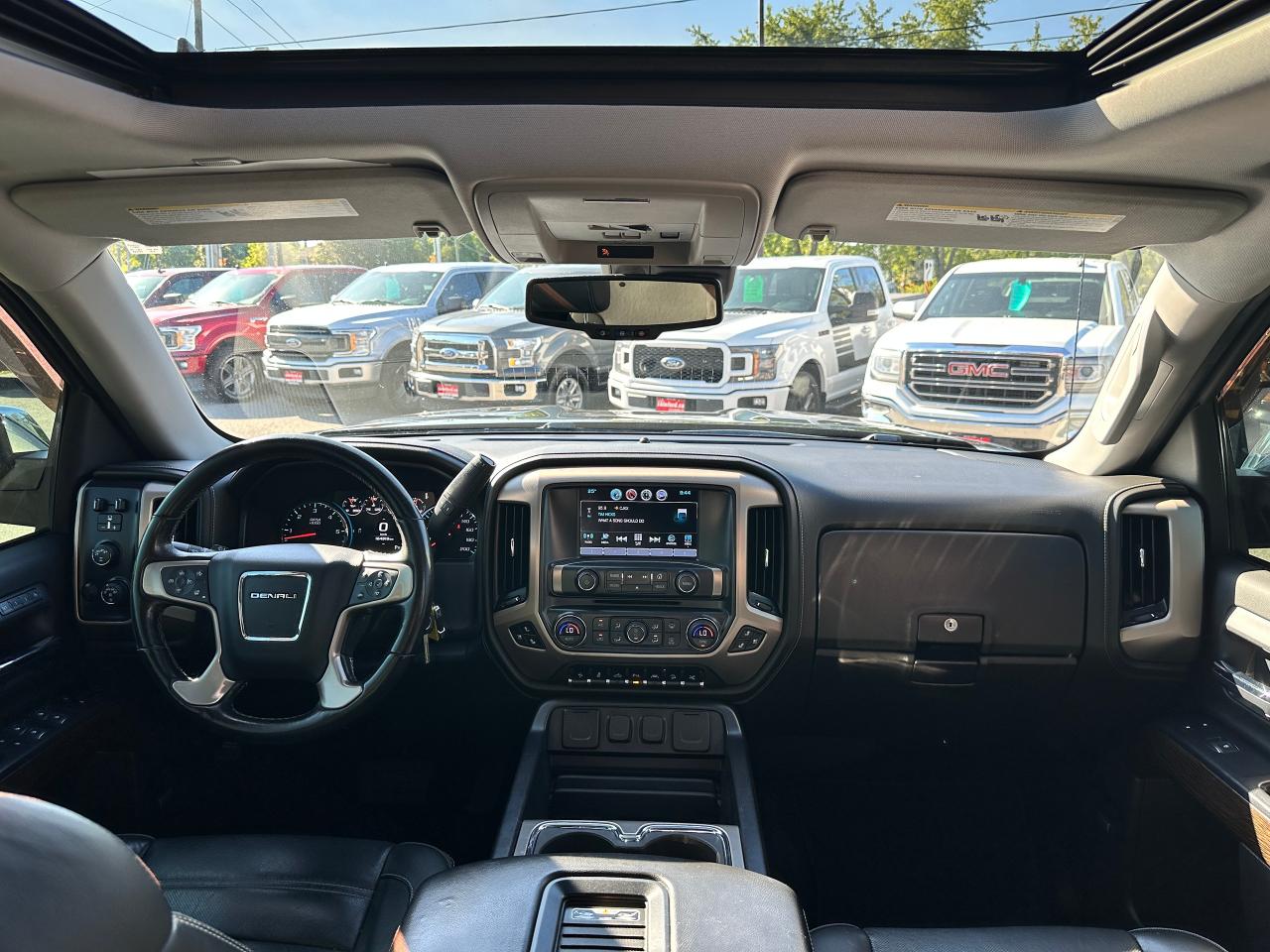 2018 GMC Sierra 1500 Denali 4X4 Sunroof NAV BOSE CarPlay Backup Cam XM Photo