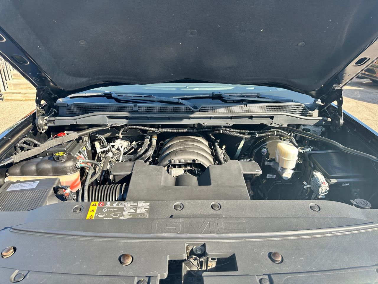 2018 GMC Sierra 1500 Denali 4X4 Sunroof NAV BOSE CarPlay Backup Cam XM Photo