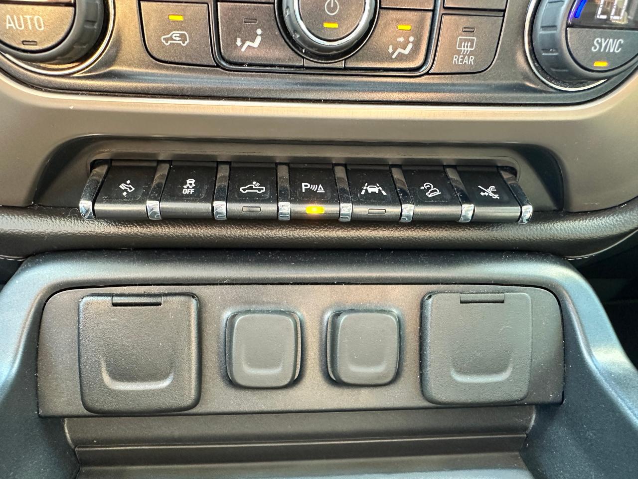 2018 GMC Sierra 1500 Denali 4X4 Sunroof NAV BOSE CarPlay Backup Cam XM Photo