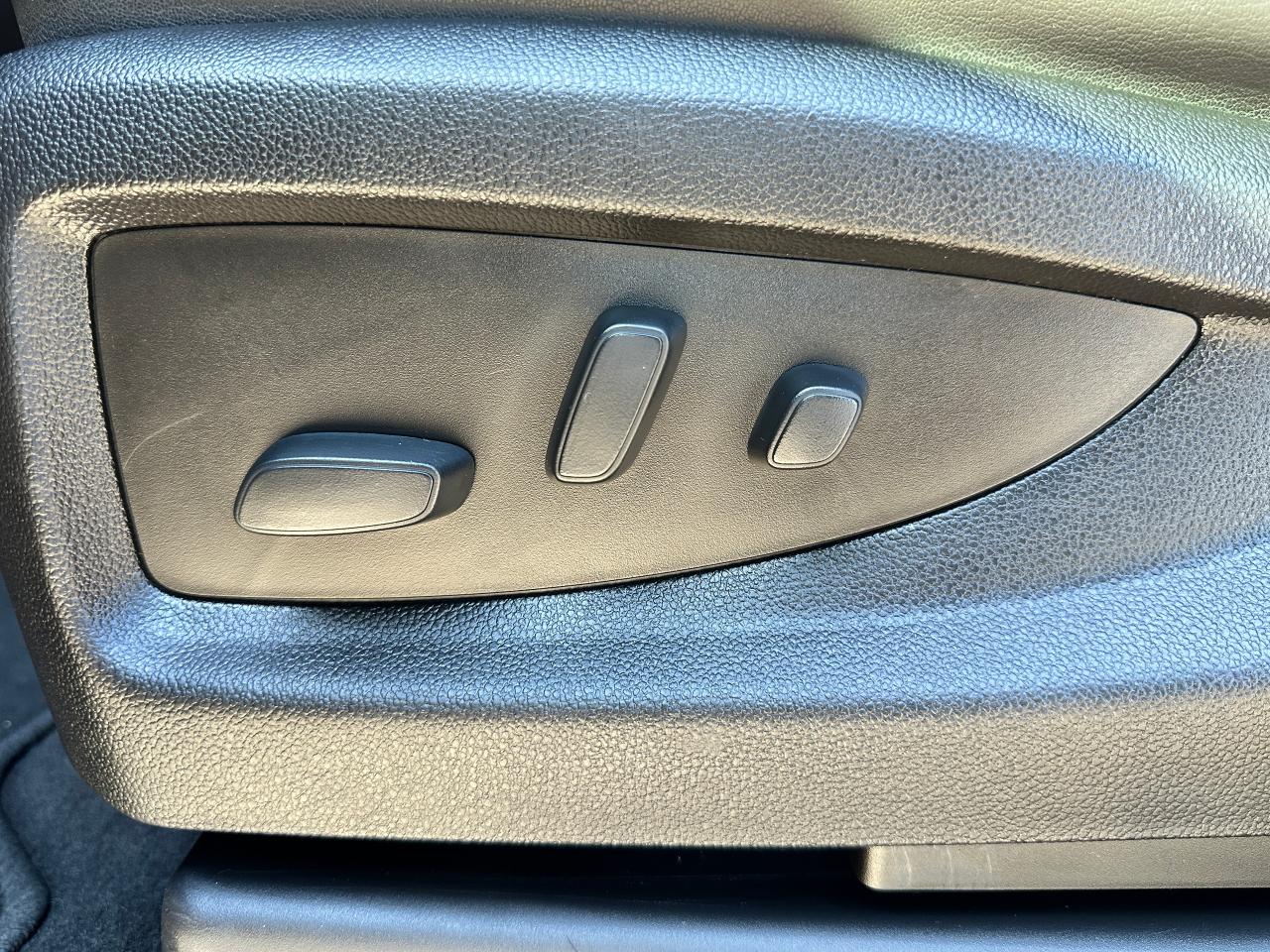 2018 GMC Sierra 1500 Denali 4X4 Sunroof NAV BOSE CarPlay Backup Cam XM Photo