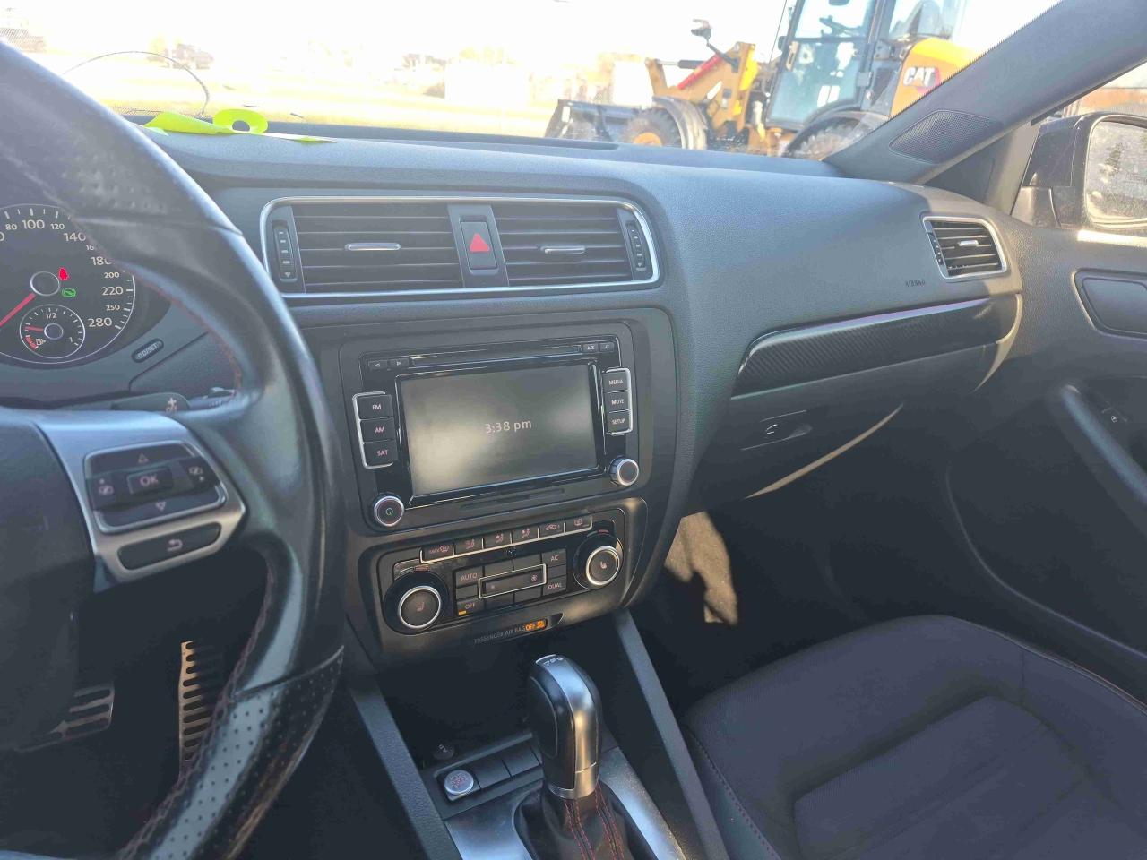 2012 VOLKSW JETTA GLI Photo