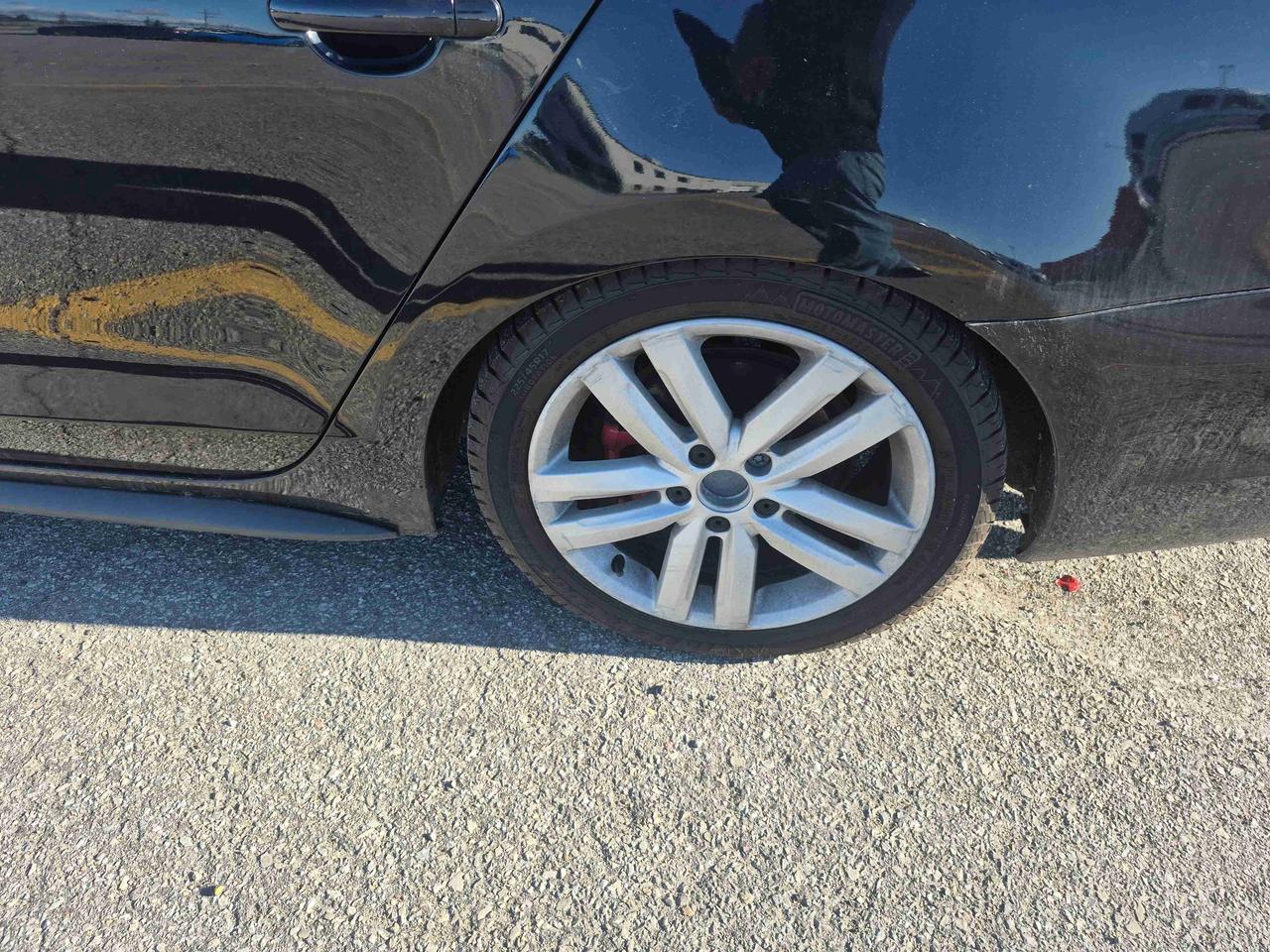 2012 Volkswagen Jetta GLI Photo