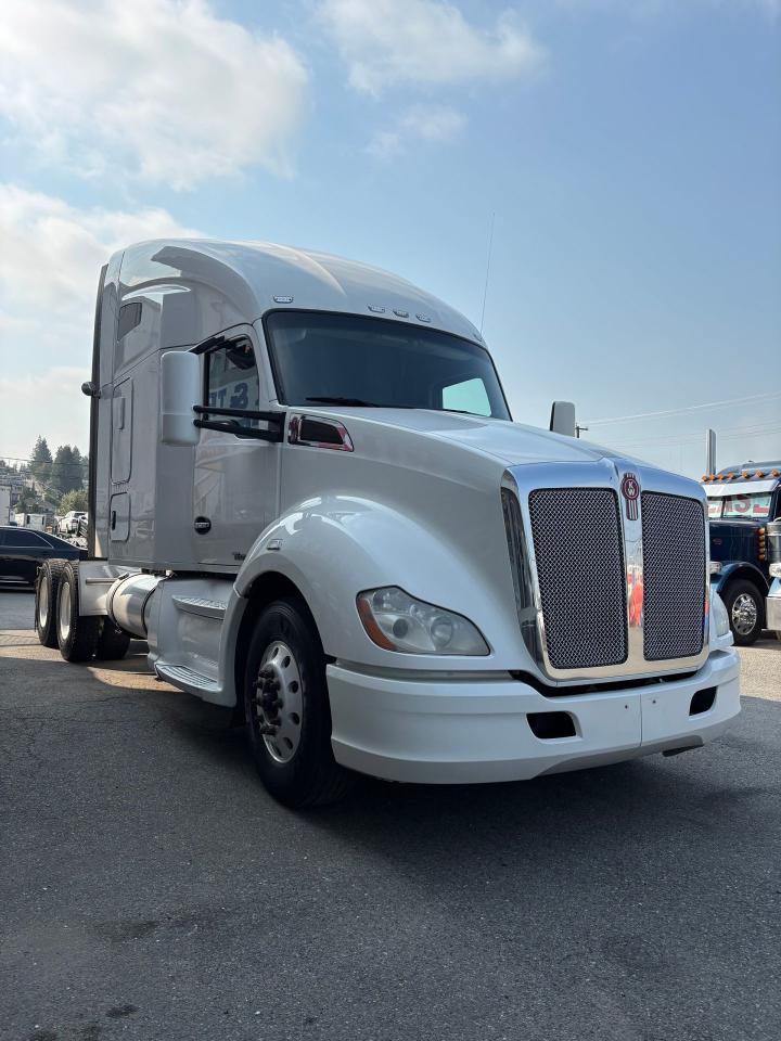 2020 Kenworth T680 Highway Tractor  - Photo #3