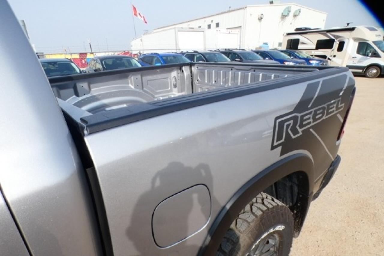 2025 Dodge Ram 1500 Rebel 4x4 Crew Cab 5'7" Box w/Htd Leather, NAV,BUC - Photo #16