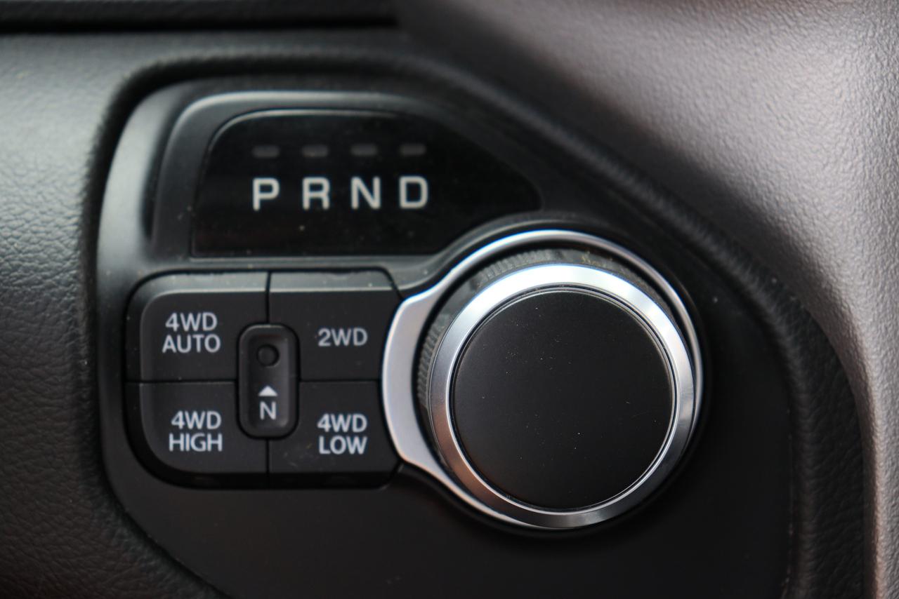 2019 RAM 1500 Big Horn | Crew | 5.7 L | CarPlay | Tonneau Cover Photo