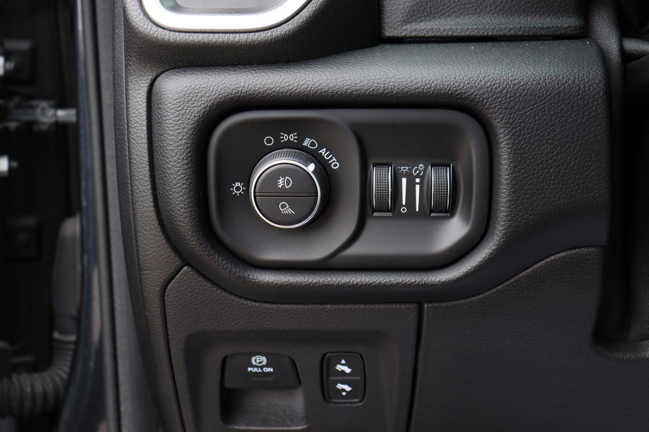 2019 RAM 1500 Big Horn | Crew | 5.7 L | CarPlay | Tonneau Cover Photo22