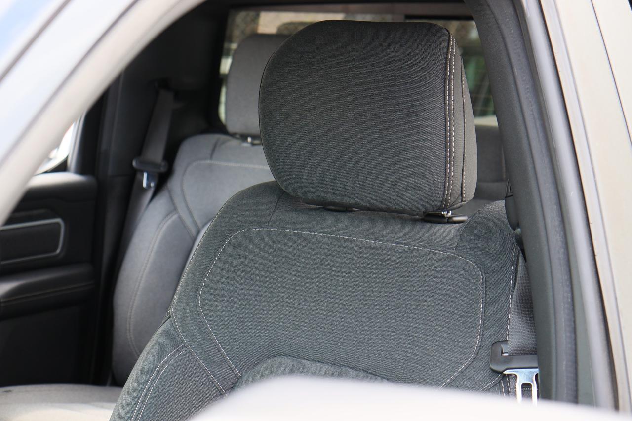 2019 RAM 1500 Big Horn | Crew | 5.7 L | CarPlay | Tonneau Cover Photo