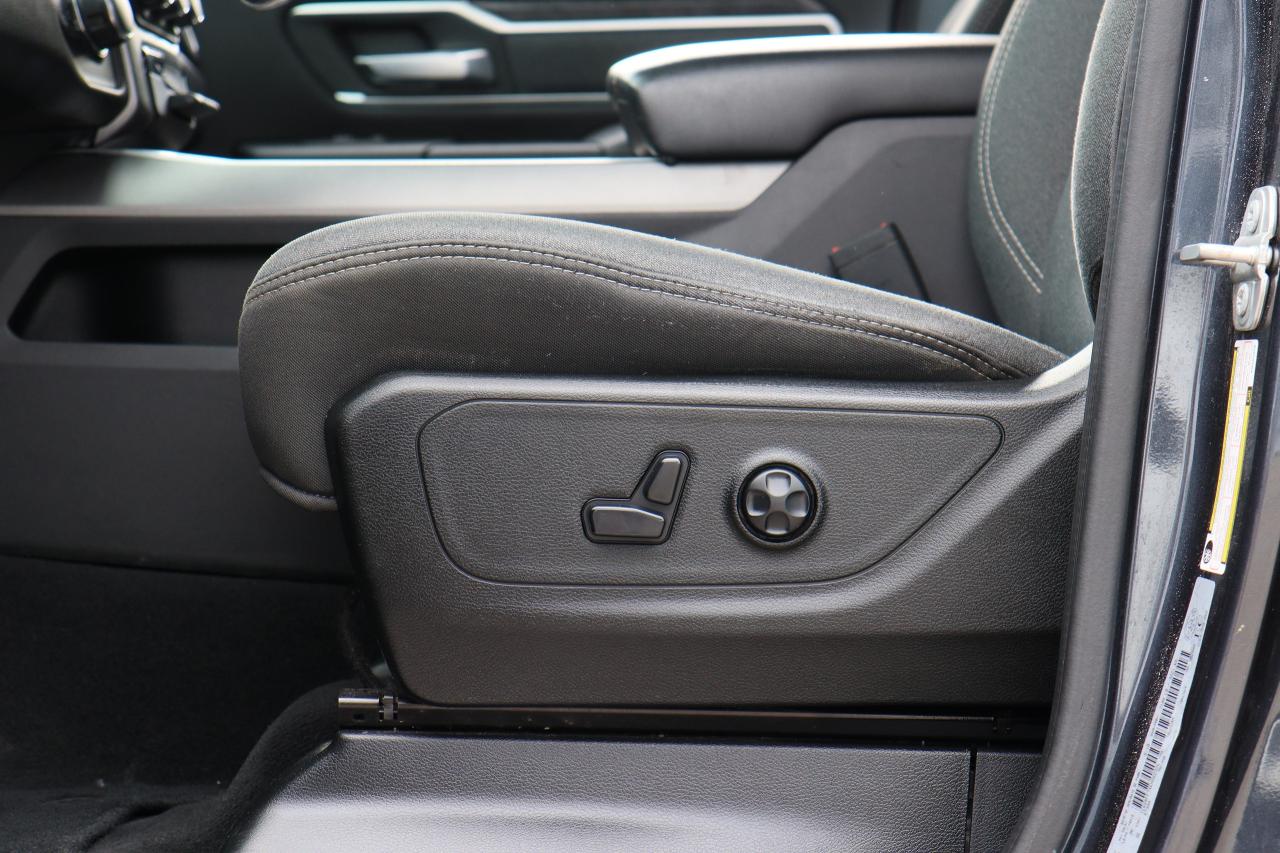 2019 RAM 1500 Big Horn | Crew | 5.7 L | CarPlay | Tonneau Cover Photo