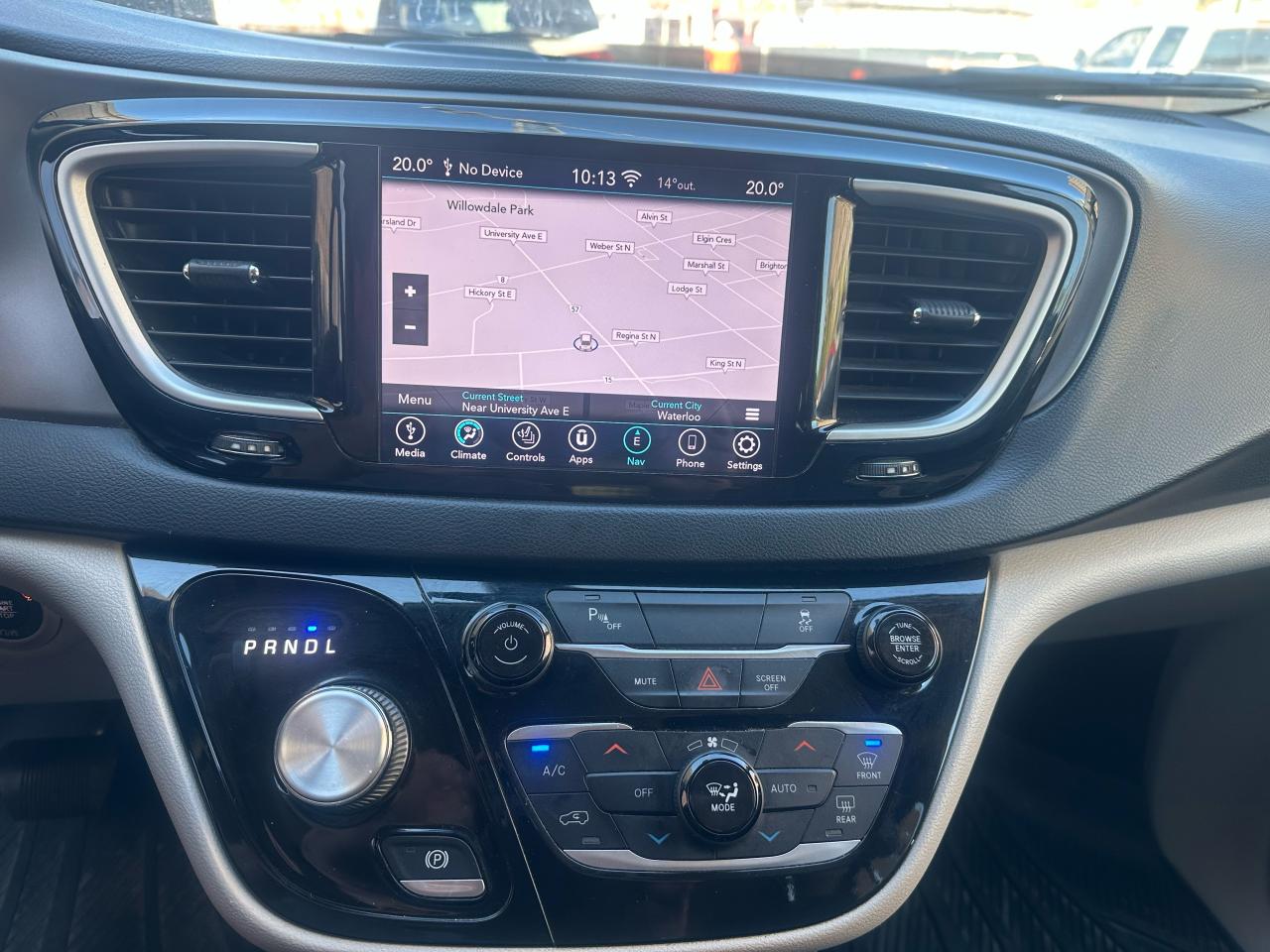 2020 Chrysler Pacifica Hybrid Touring-L - Photo #11