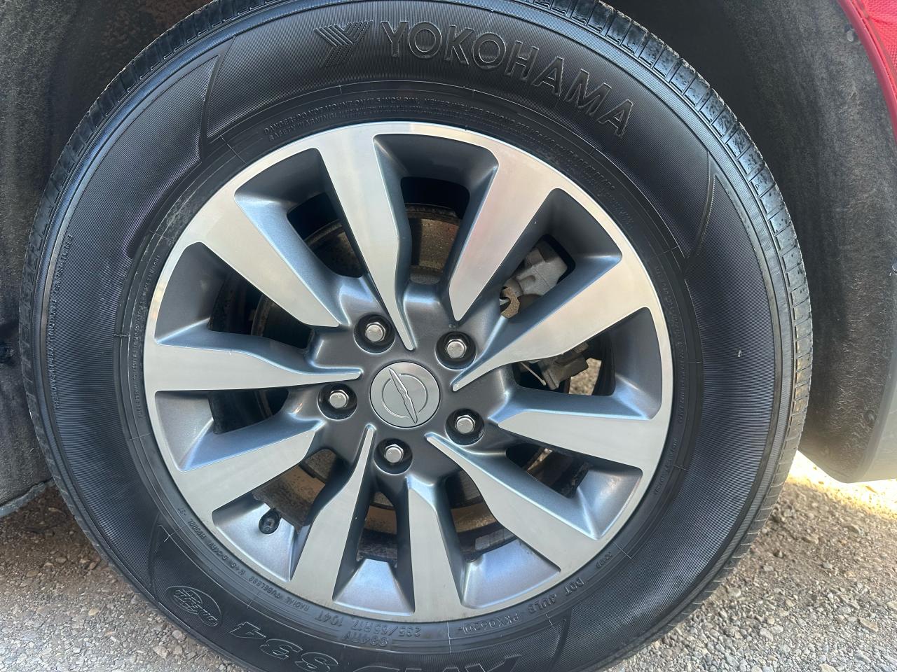 2020 Chrysler Pacifica Hybrid Touring-L - Photo #7
