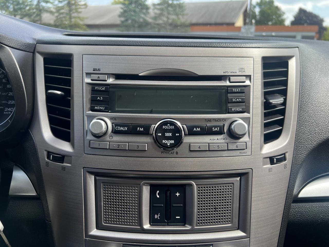 2012 Subaru Legacy Auto 2.5i Premium No Accident AWD Heated Seats - Photo #31