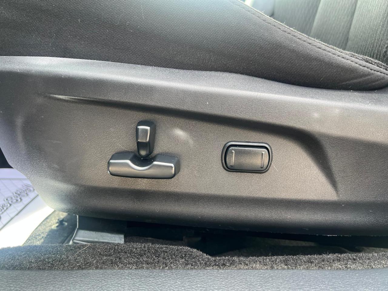 2012 Subaru Legacy Auto 2.5i Premium No Accident AWD Heated Seats - Photo #22