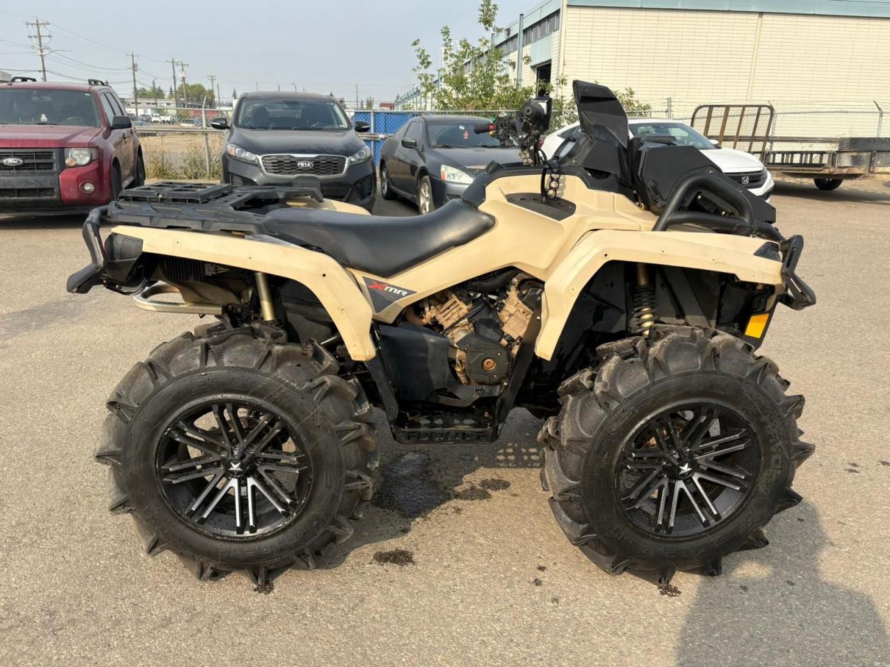 2022 Can-Am Outlander 850 XMR   - Photo #6