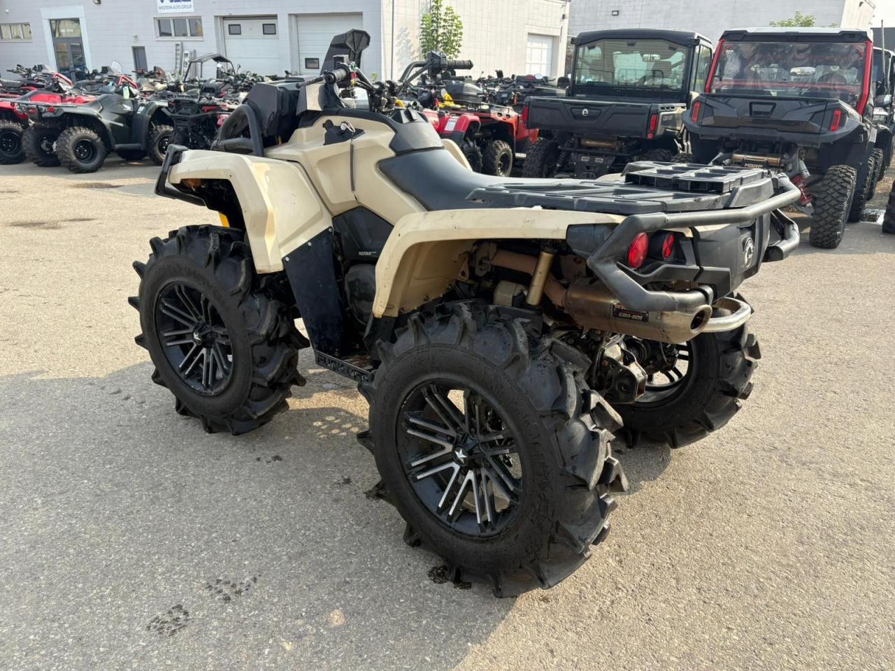 2022 Can-Am Outlander 850 XMR   - Photo #3