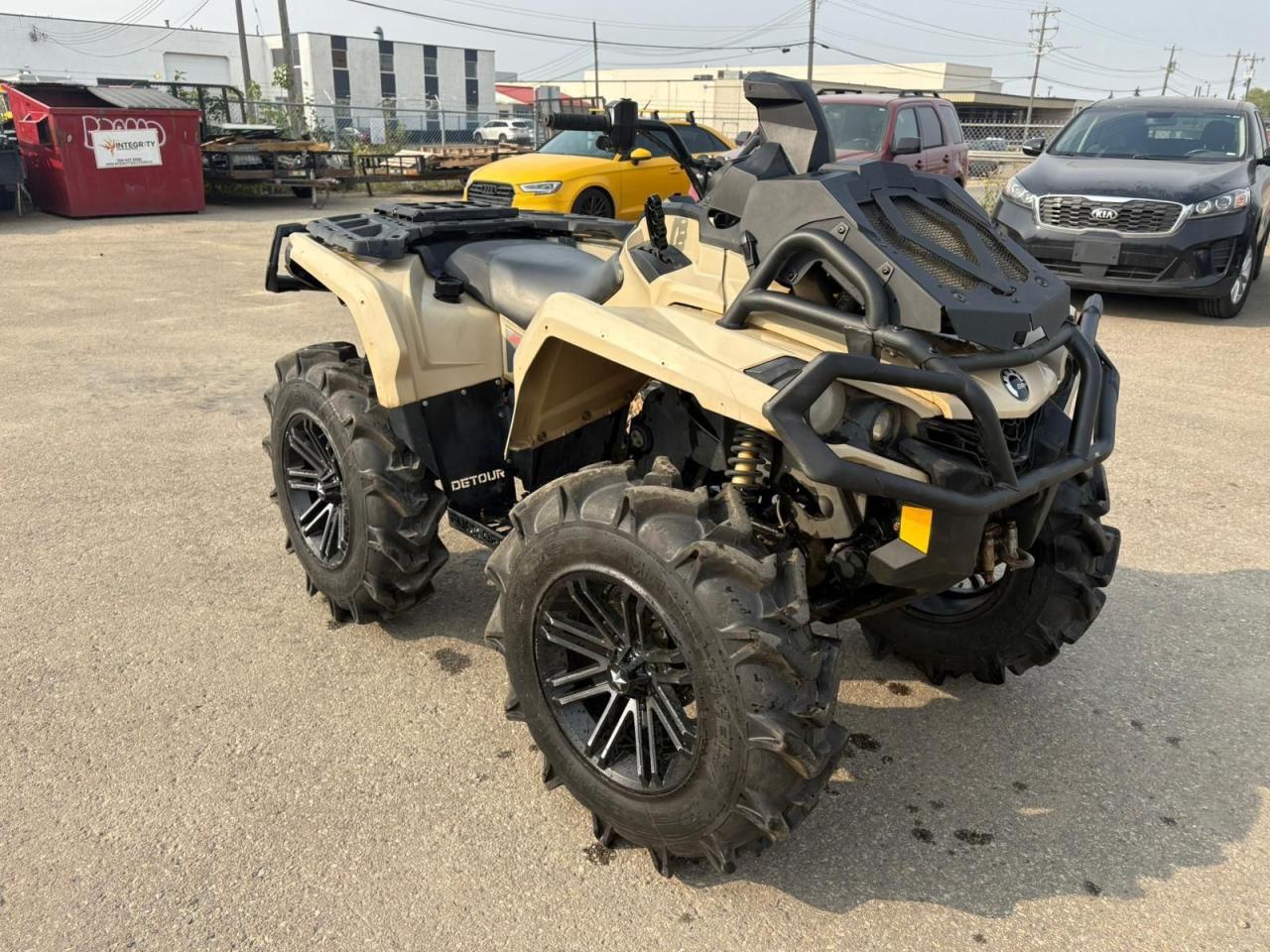 2022 Can-Am Outlander 850 XMR   - Photo #7