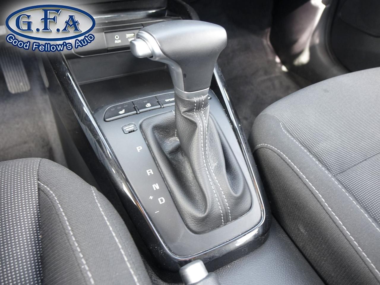 2020 Kia Rio EX MODEL, HATCHBACK, SUNROOF, REARVIEW CAMERA, HEA Photo15