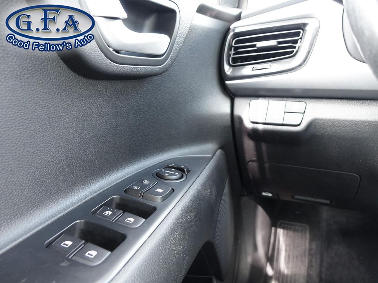 2020 Kia Rio EX MODEL, HATCHBACK, SUNROOF, REARVIEW CAMERA, HEA Photo18