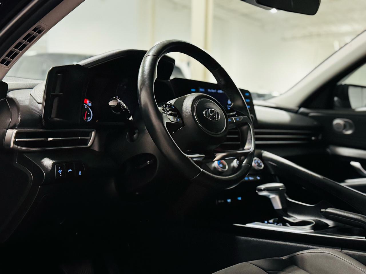 2022 Hyundai Elantra Preferred Photo