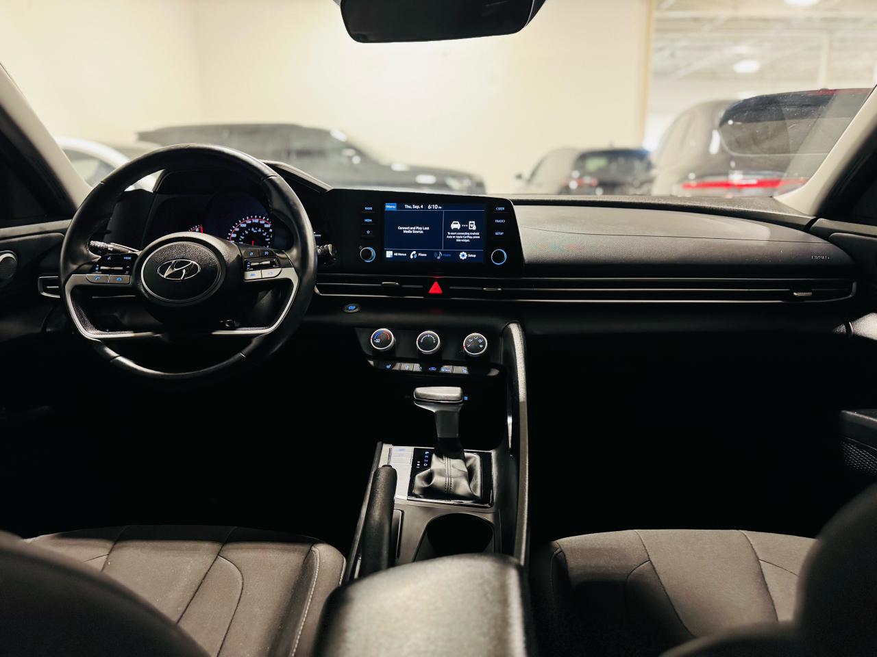2022 Hyundai Elantra Preferred - Photo #18