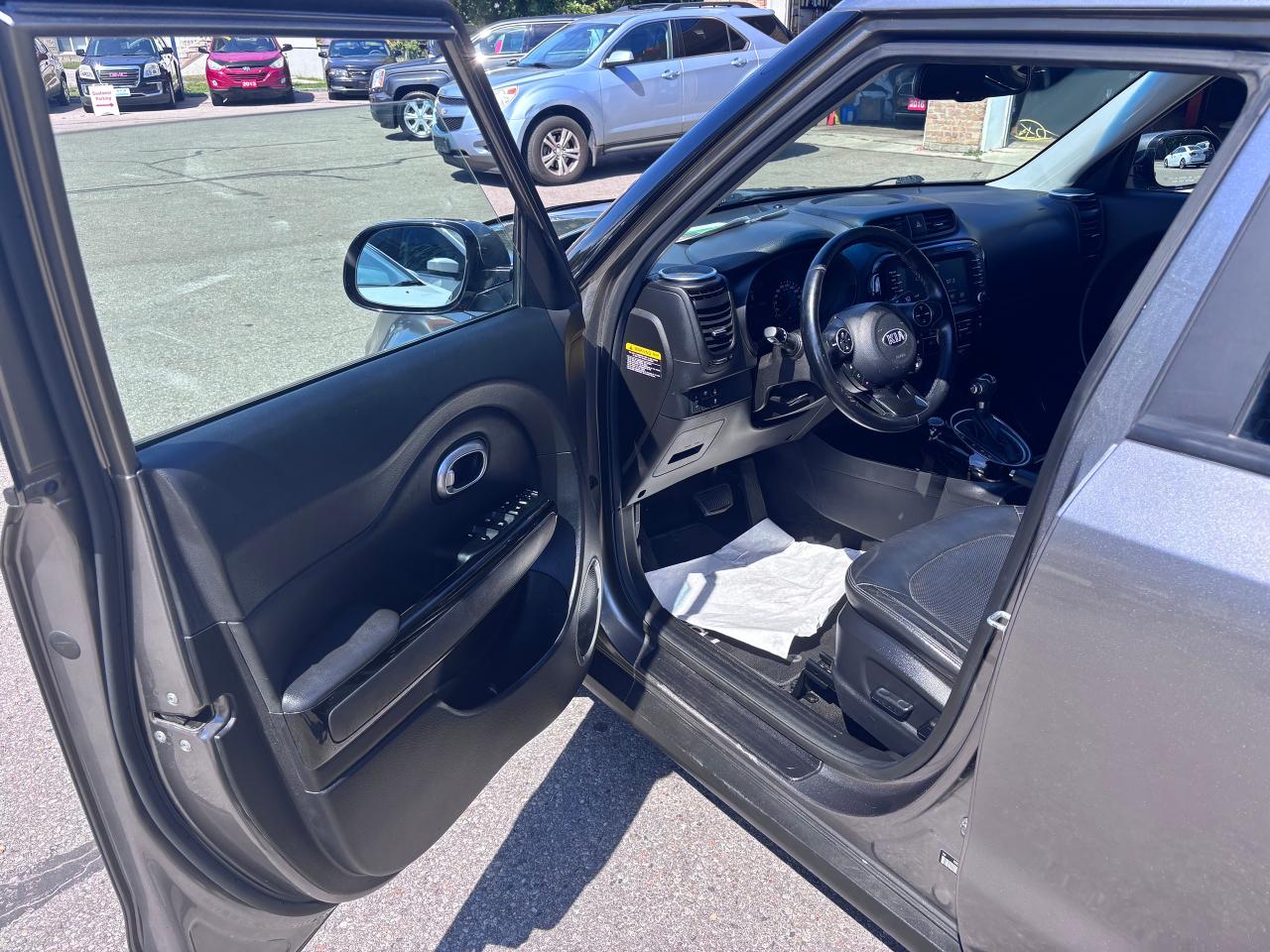2016 Kia Soul AC SEATS+TONS OF SERVICE!!! - Photo #16