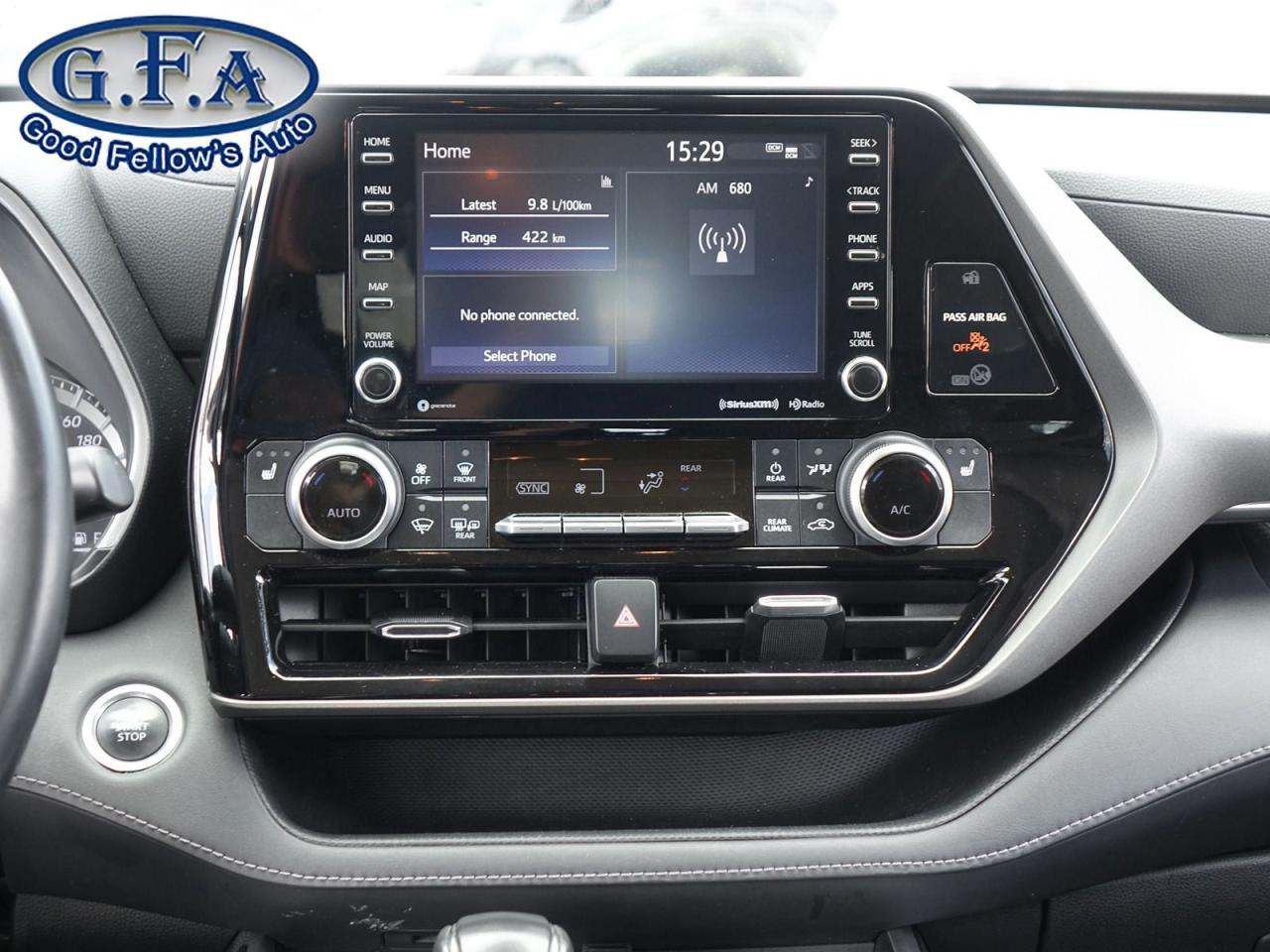 2021 Toyota Highlander XLE MODEL, AWD, 8 PASSENGER, LEATHER SEATS, SUNROO - Photo #16